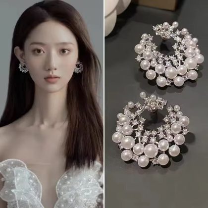 Elegant Pearl & Zircon Irregular Stud Earrings – Women’s Party Jewelry