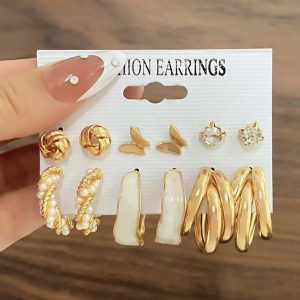 Vintage Geometric Golden Drop Earrings for Women-002